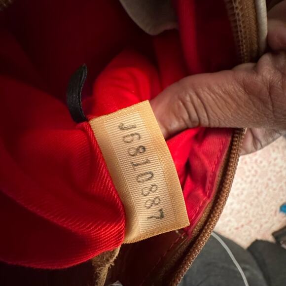 Dooney & Bourke Pebble Grain East/West Slouch Bag - Picture 13 of 13